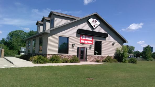 2081 Old Peshtigo Rd, Marinette, WI 54143